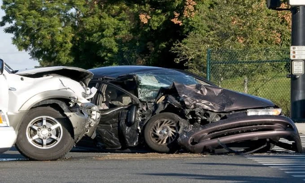 7 Mistakes That Can Hurt Your Car Accident Claim in California, Explained by Bay Area Injury Law Firm APC